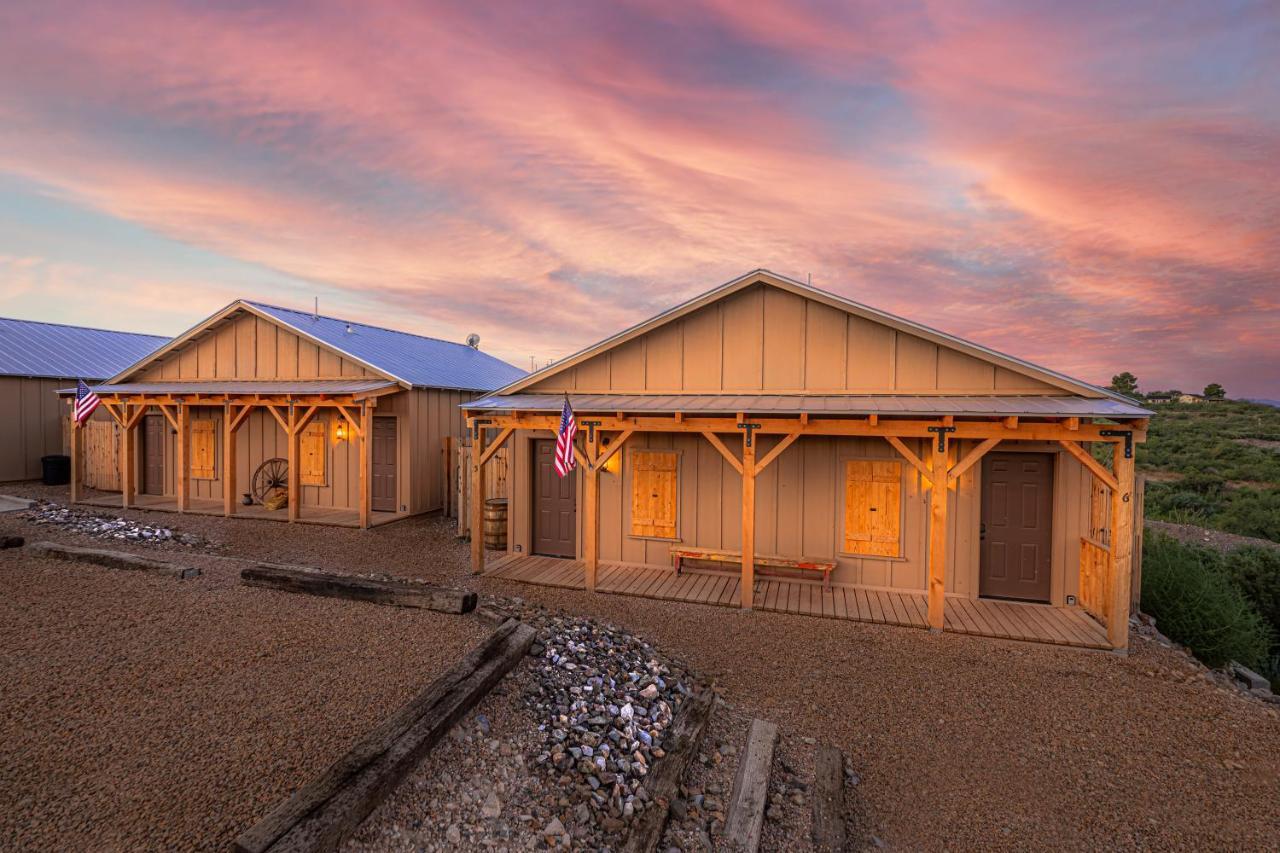 -Pet Friendly- Miners Cabin #6 - King Bed With Private Balcony Tombstone Exterior foto